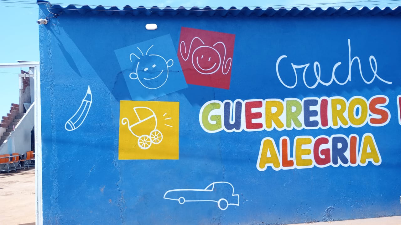 Creche que atende crianças em situação de vulnerabilidade na Vila Santa Luzia (Estrutural).